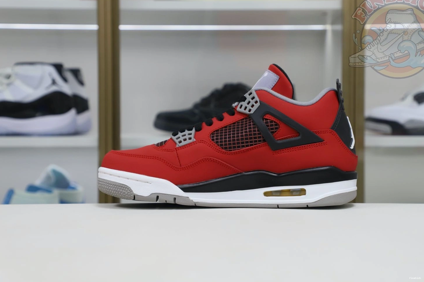 Jordan Air RetroToro Jordan4 Bravo 1202